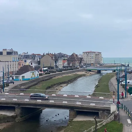 Joli Proche Et Centre Avec Parking Apartman Wimereux